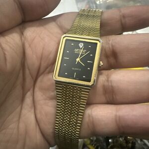 Works VTG Nelsonic Diamond Tank Watch Mens Gold New Battery 25mm Fit‎ 6.75" Runs